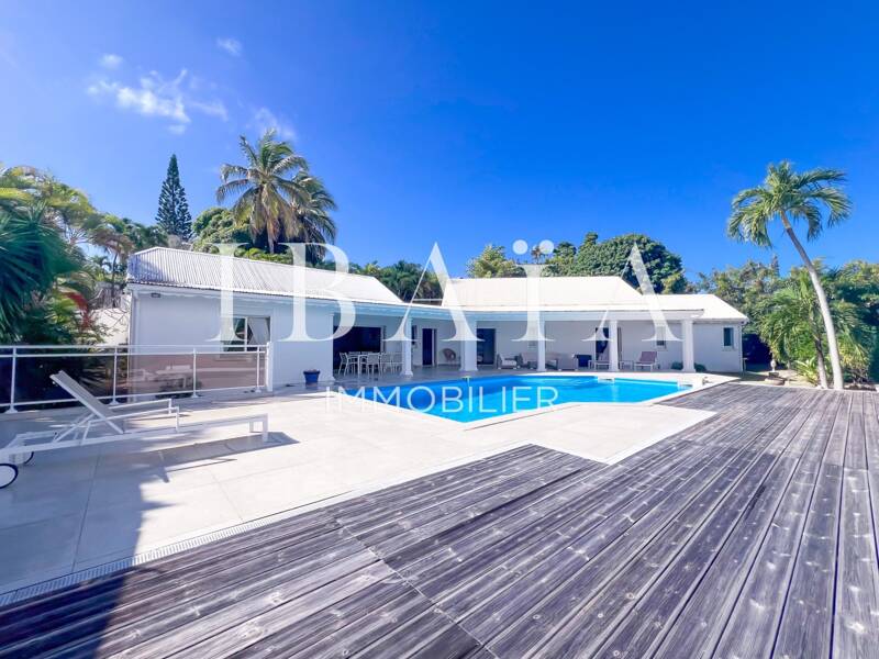 Maison à vendre, 190m², LE GOSIER