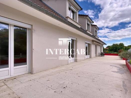 Maison à vendre 559 999 € 7 pièces 4 chambres 261 m² 2 495 m² de terrain Val-de-Vesle 51360