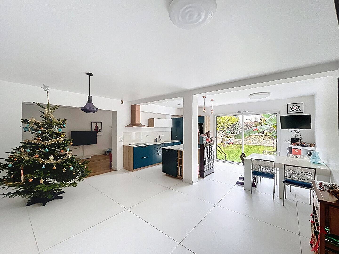 Maison à vendre, 300m², VITRY SUR SEINE