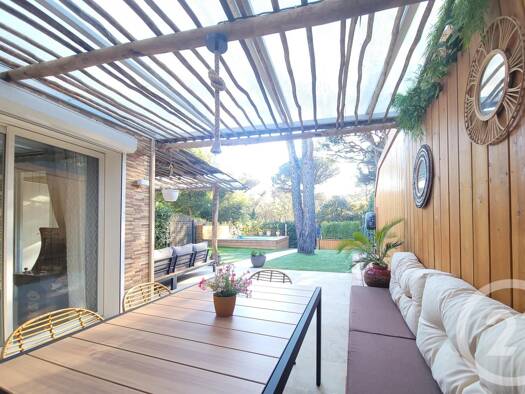 Maison à vendre 649 000 € 3 pièces 2 chambres 80 m² 402 m² de terrain Gassin 83580