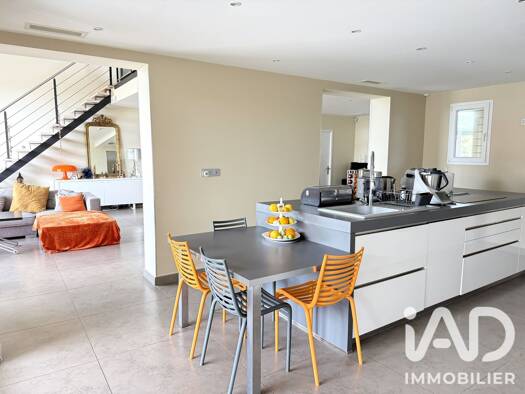 Maison à vendre 550 000 € 6 pièces 4 chambres 212 m² 1 000 m² de terrain Saint-Jean-Lasseille 66300