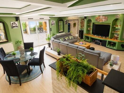 Maison à vendre 575 000 € 9 pièces 7 chambres 315 m² 1 778 m² de terrain Démuin 80110