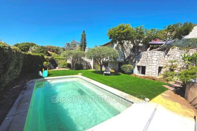 Maison à louer 3 500 € 4 pièces 3 chambres 150 m² 500 m² de terrain Cannes 06400
