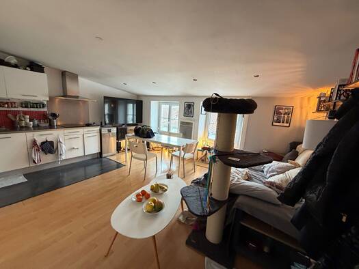 Appartement à louer 1 100 € 3 pièces 2 chambres 51 m² Étage 2/2 Centre Ville La Rochelle 17000