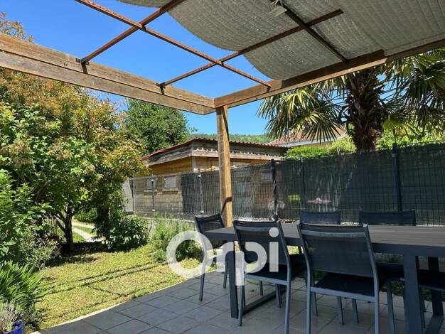 Maison de ville à vendre 250 000 € 3 pièces 2 chambres 102 m² 110 m² de terrain Vaulnaveys-le-Haut 38410