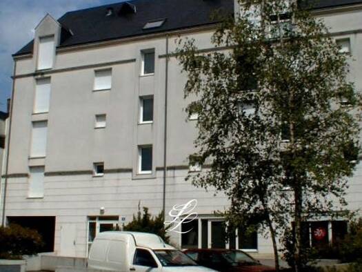 Appartement à louer 401 € 1 pièce 20 m² Étage 3/4 Tours 37000