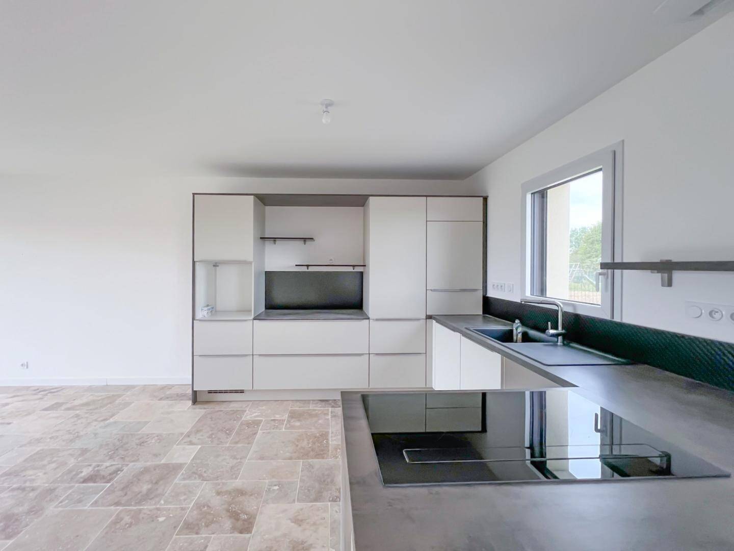 Maison à vendre, 102m², SAINT AUBIN D'AUBIGNE