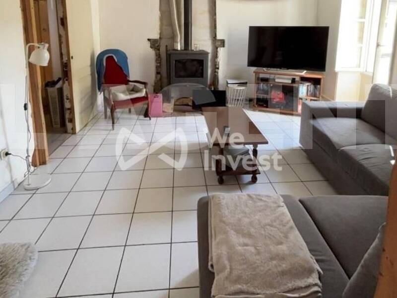 Maison à vendre, 110m², LAROCHE SAINT CYDROINE