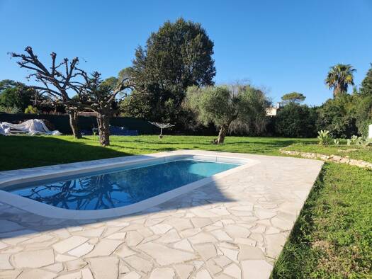 Maison en viager Bouquet 550 000 € 5 pièces 4 chambres 160 m² 1 650 m² de terrain Mougins 06250
