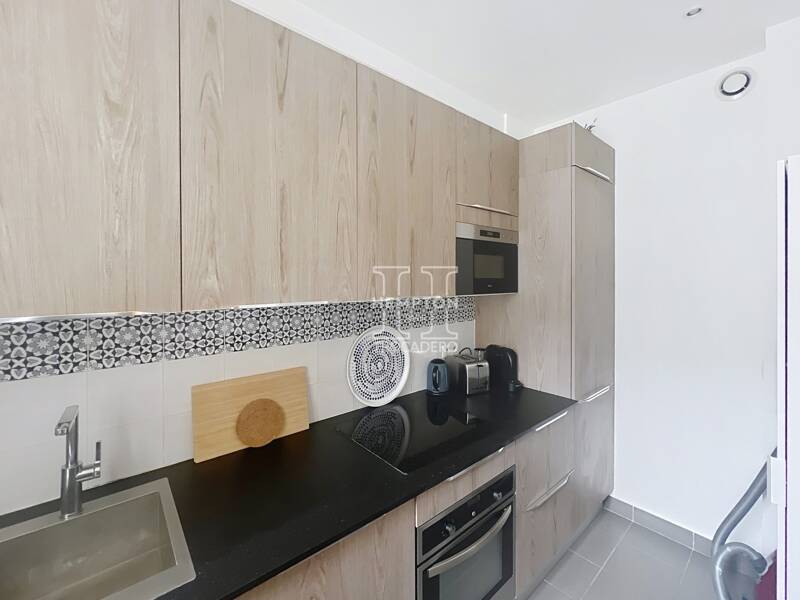 Maison à louer, 60m², PARIS 16E