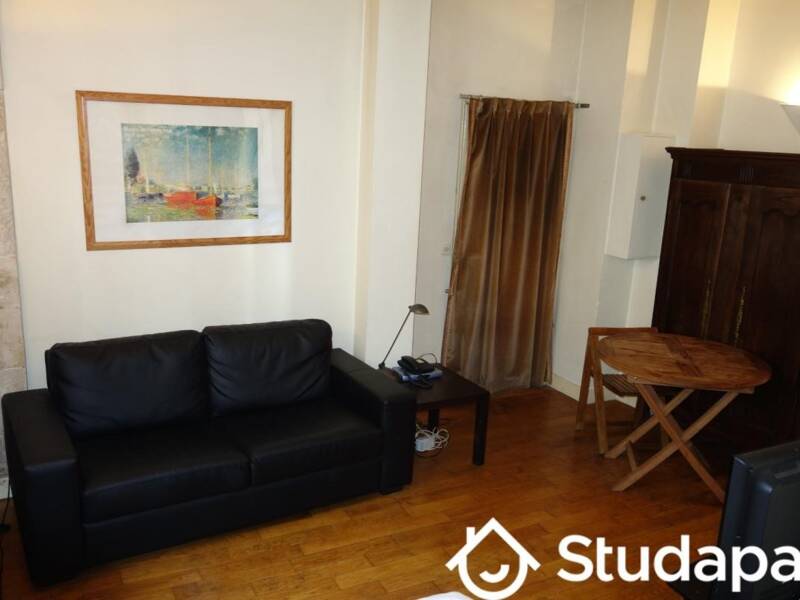 Maison à louer, 24m², PARIS 15E