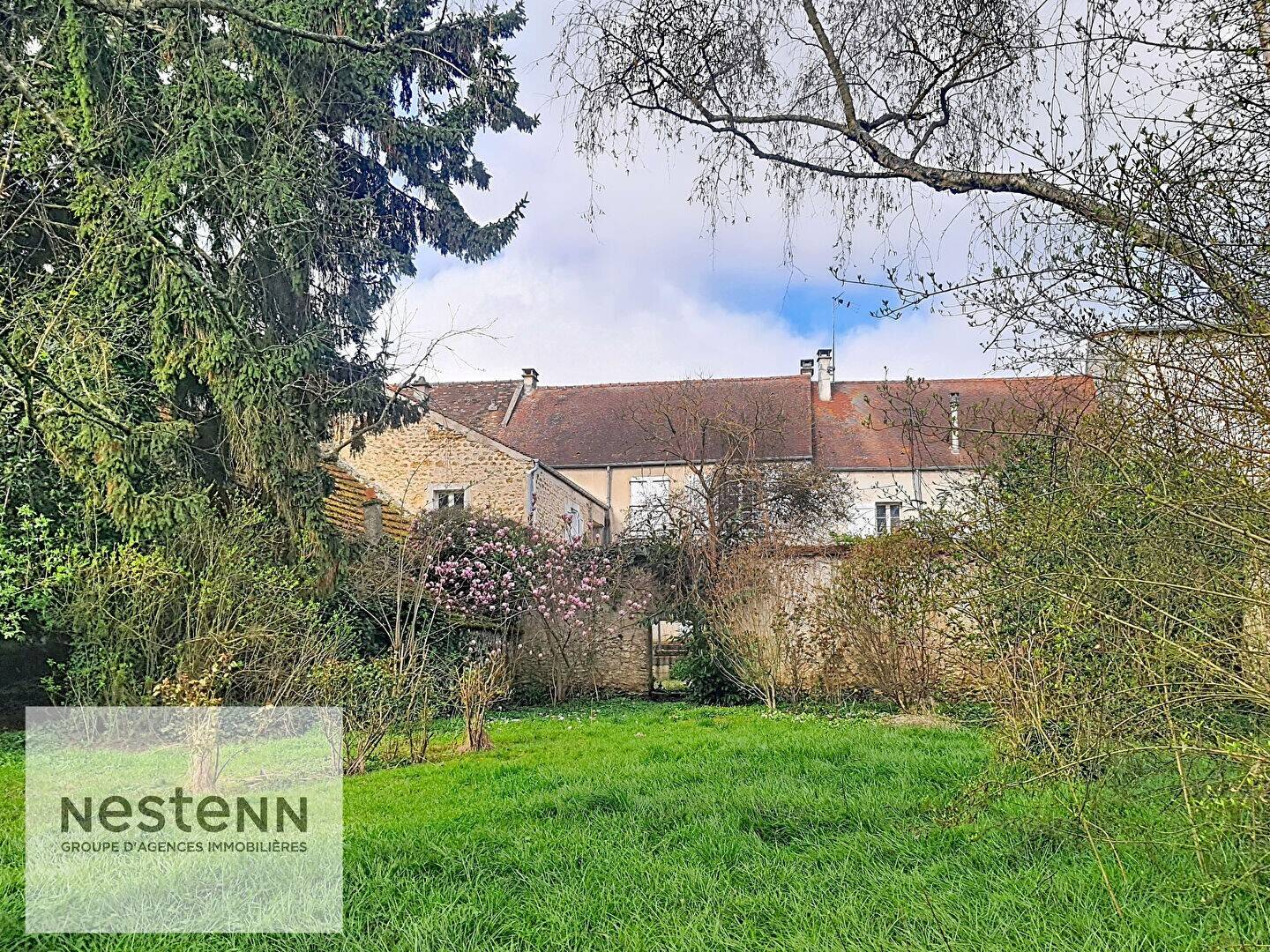Maison à vendre, 242m², LEUVILLE SUR ORGE