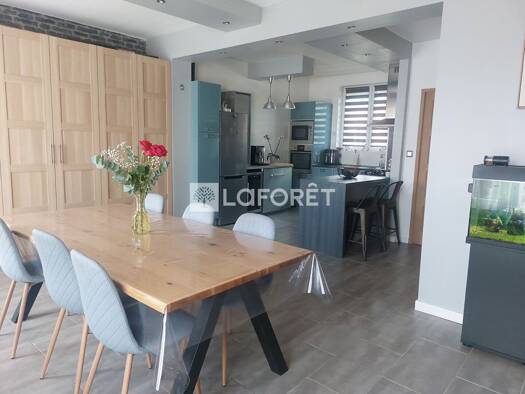 Maison à vendre 162 750 € 5 pièces 3 chambres 96 m² 455 m² de terrain Frevent 62270
