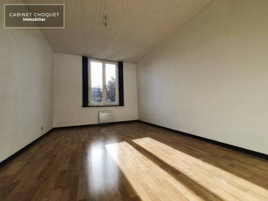 Appartement à louer 569 € 2 pièces 1 chambre 35 m² Étage 1/3 Fives Lille 59000