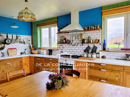 Maison à vendre 248 000 € 5 pièces 3 chambres 165 m² 3 540 m² de terrain Eymouthiers 16220