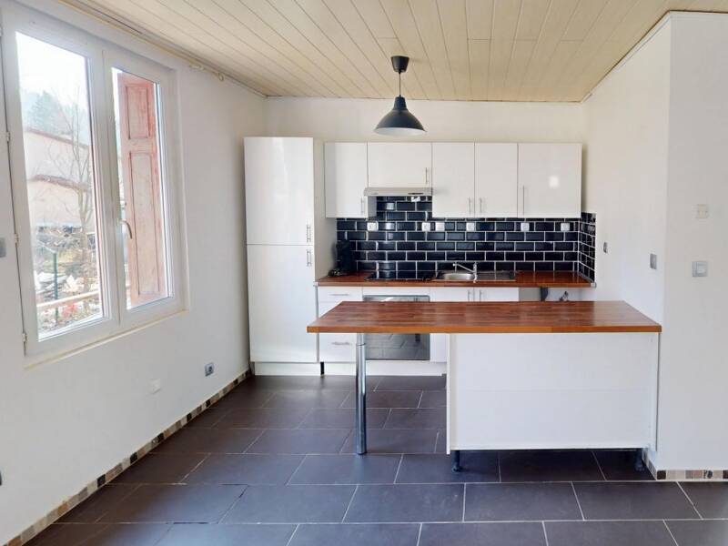 Maison à vendre, 87m², LE CHAMBON FEUGEROLLES