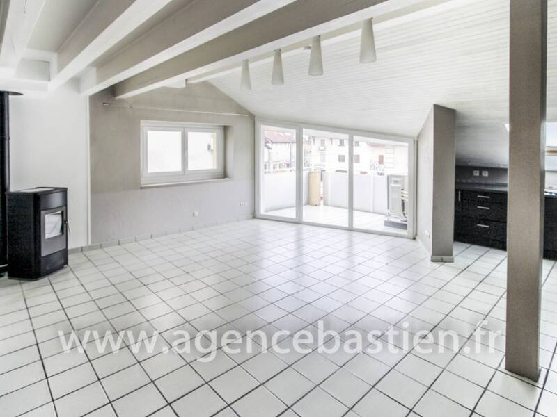 Maison à louer, 64m², SAINT GENIS POUILLY