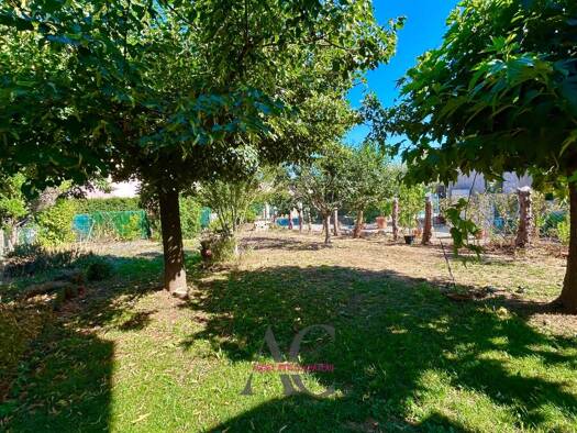 Appartement à vendre 260 000 € 5 pièces 4 chambres 96,56 m² 2 étages Garéoult 83136