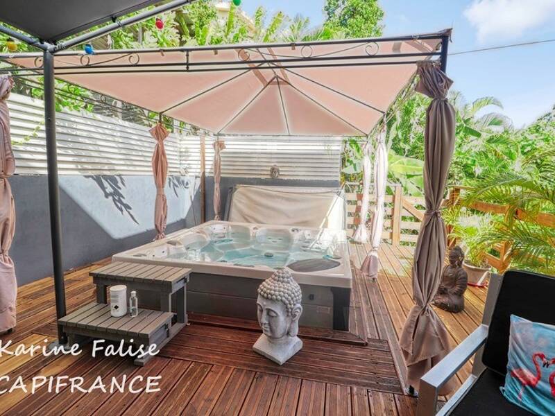 Maison à vendre, 270m², RIVIERE PILOTE