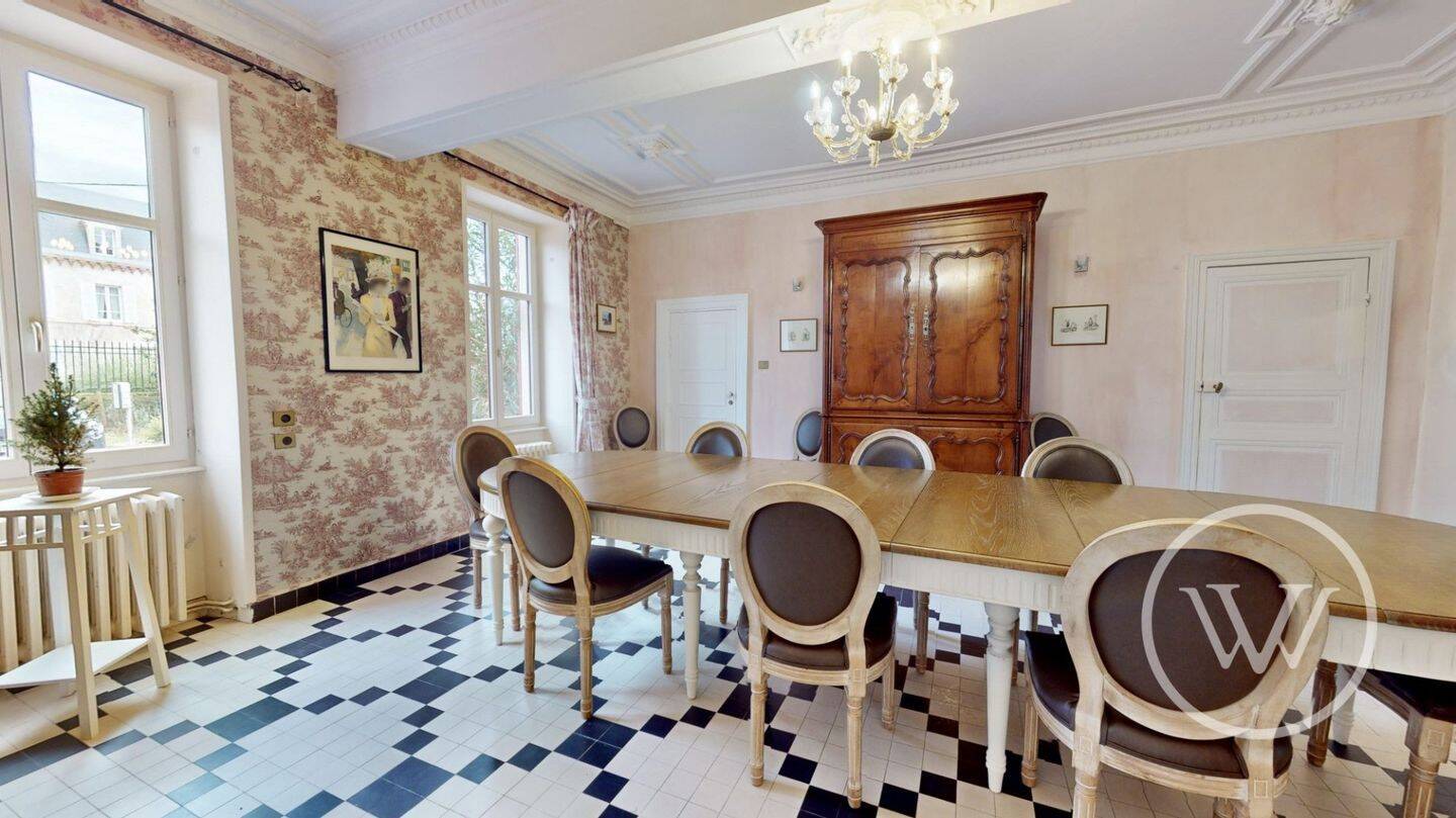 Maison à vendre, 573m², LAPALISSE