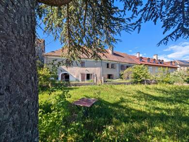 Maison à vendre 210 000 € 7 pièces 4 chambres 834 m² 932 m² de terrain Poligny 05500