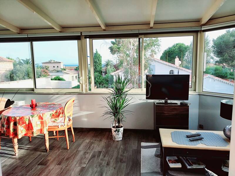 Maison à louer, 45m², CARRY LE ROUET