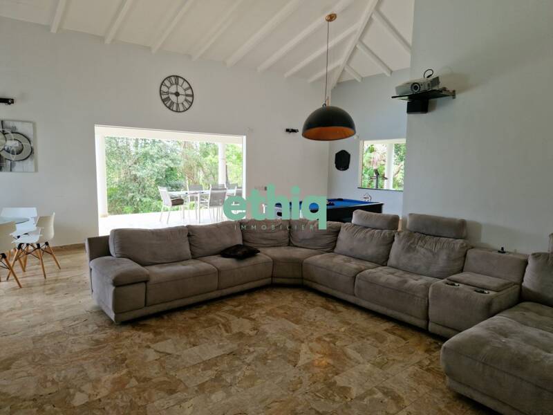 Maison à vendre, 170m², LE GOSIER