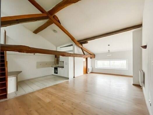 Duplex à louer 640 € 3 pièces 2 chambres 103 m² Étage 3/3 Lamagistère 82360