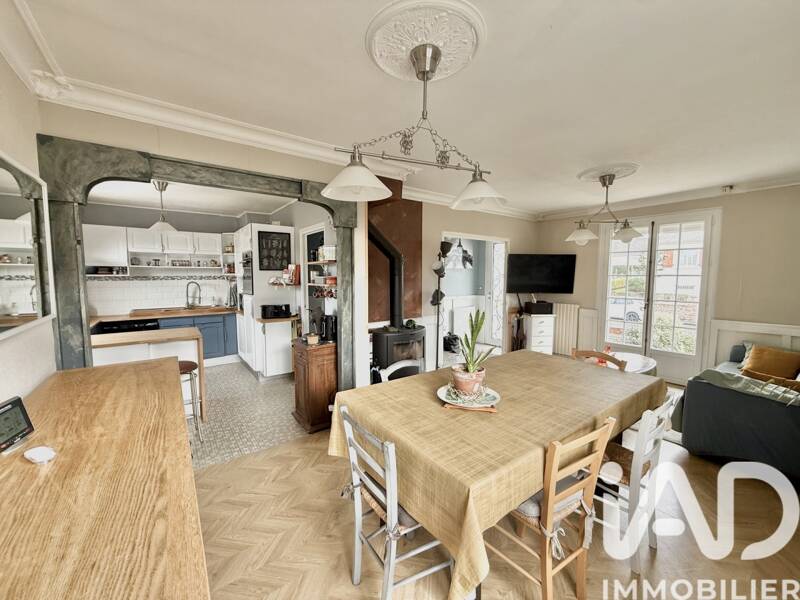 Maison à vendre, 98m², BONCHAMP LES LAVAL