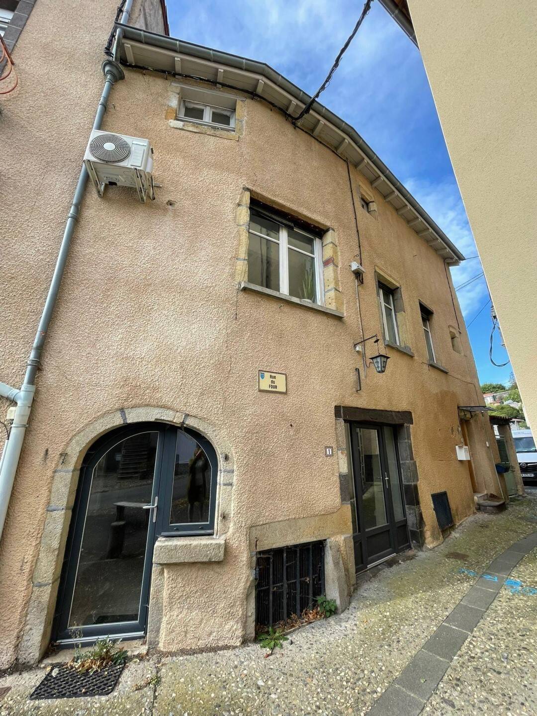 Maison à vendre, 120m², VEYRE MONTON
