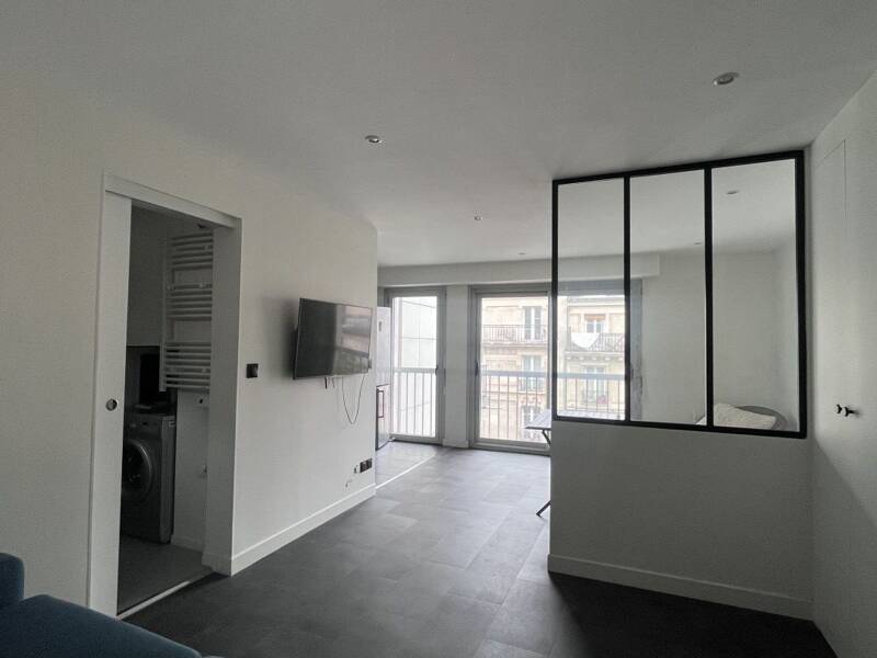 Maison à louer, 35m², PARIS 18E