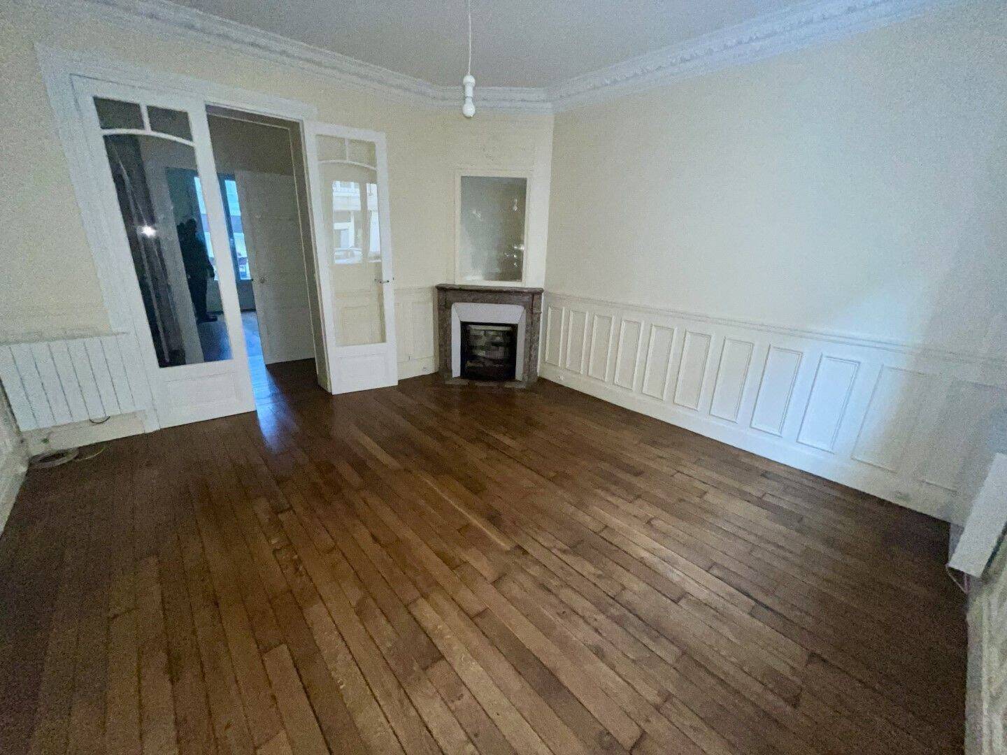 Maison à louer, 44m², LEVALLOIS PERRET