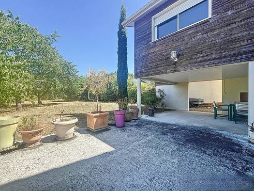 Maison à vendre 179 990 € 5 pièces 3 chambres 112 m² 993 m² de terrain Centre Ruelle sur Touvre 16600