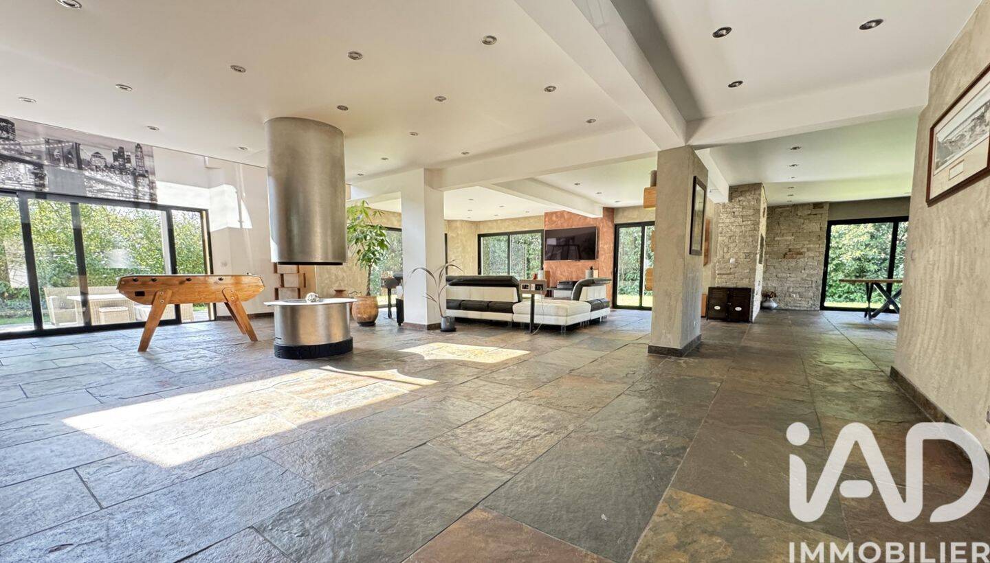 Maison à vendre, 400m², SAINT LEGER EN YVELINES
