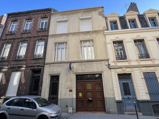 Appartement à vendre 173 500 € 6 pièces 4 chambres 201 m² RDC Boulogne sur Mer 62200