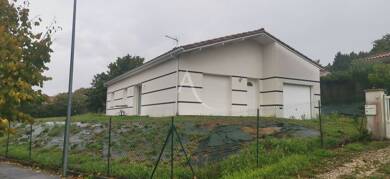 Maison de plain-pied à vendre 230 000 € 5 pièces 4 chambres 105 m² 717 m² de terrain Agen 47000