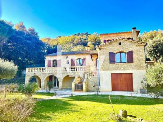 Maison à vendre 850 000 € 6 pièces 4 chambres 222 m² 8 057 m² de terrain Gaujac 30330