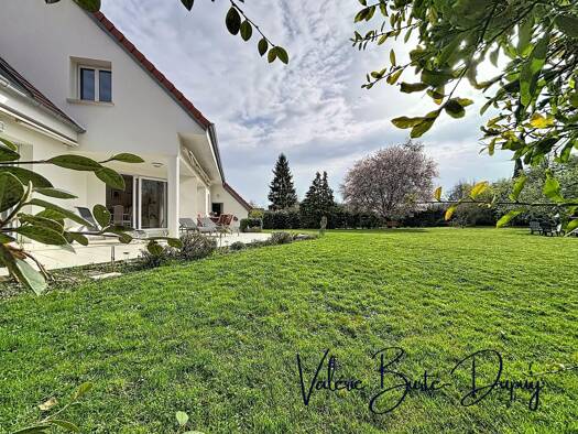 Maison à vendre 495 000 € 7 pièces 5 chambres 190 m² 2 021 m² de terrain Zone Eparse Saint-Denis-en-Val 45560