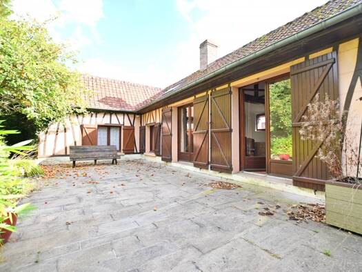 Maison à vendre 304 000 € 4 pièces 2 chambres 175 m² 10 360 m² de terrain Allery 80270