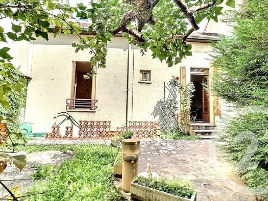 Maison à vendre 380 000 € 2 pièces 1 chambre 45 m² 267 m² de terrain Bagnolet 93170