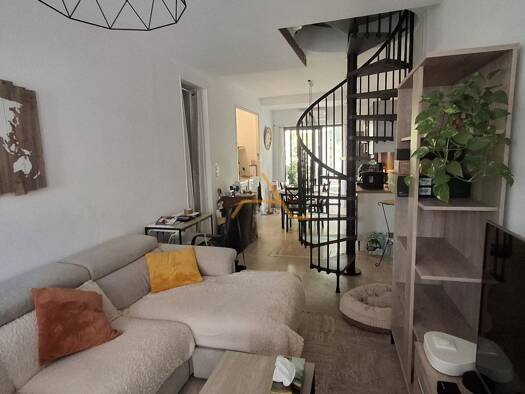 Maison à louer 768 € 3 pièces 2 chambres 63 m² Ouest Valreas 84600