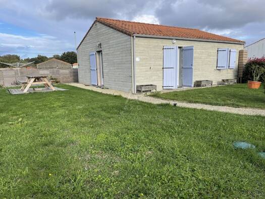 Maison à vendre 219 000 € 3 pièces 2 chambres 69 m² 403 m² de terrain Saint-Hilaire-la-Forêt 85440