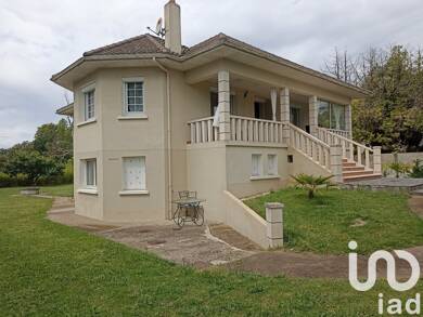 Maison à vendre 240 500 € 5 pièces 3 chambres 156 m² 3 524 m² de terrain Pompaire 79200