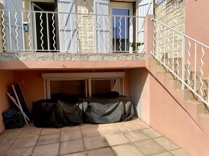 Maison à louer, 101m², SAINT MAXIMIN LA SAINTE BAUME