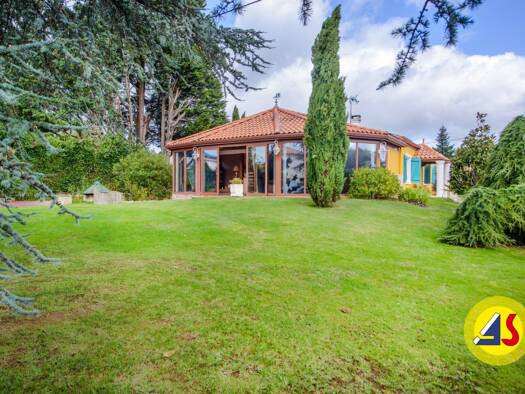 Maison à vendre 580 000 € 5 pièces 3 chambres 193 m² 2 152 m² de terrain La Chevrolière 44118