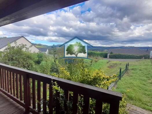 Maison de plain-pied à vendre 245 000 € 5 pièces 3 chambres 122,9 m² Saint-Sauves-d'Auvergne 63950