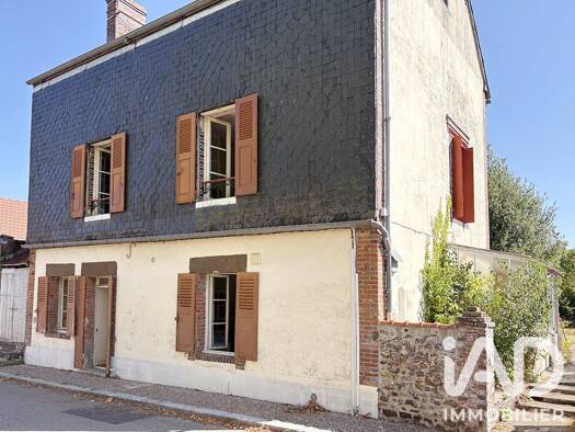 Maison à vendre 65 000 € 5 pièces 4 chambres 92 m² 1 252 m² de terrain Saint-Martin-des-Champs 89170