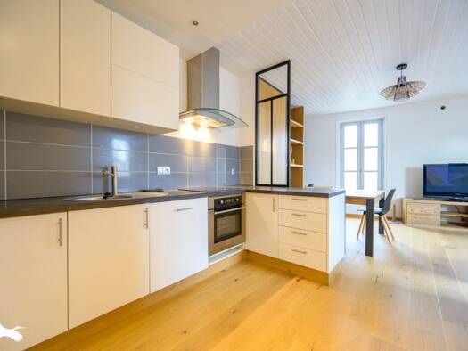 Appartement à vendre 310 000 € 3 pièces 2 chambres 68 m² Étage 2/2 Centre Ville La Rochelle 17000
