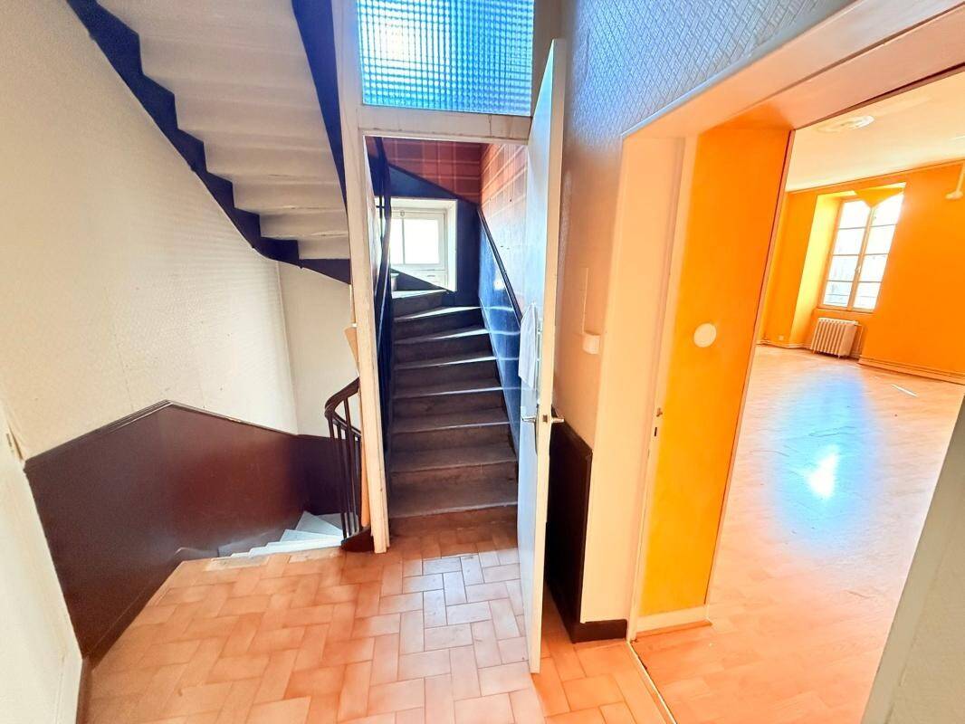 Maison à vendre, 330m², SURGERES