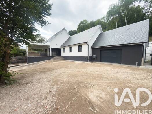 Maison à vendre 499 000 € 9 pièces 5 chambres 198 m² 4 533 m² de terrain La Haye-Malherbe 27400